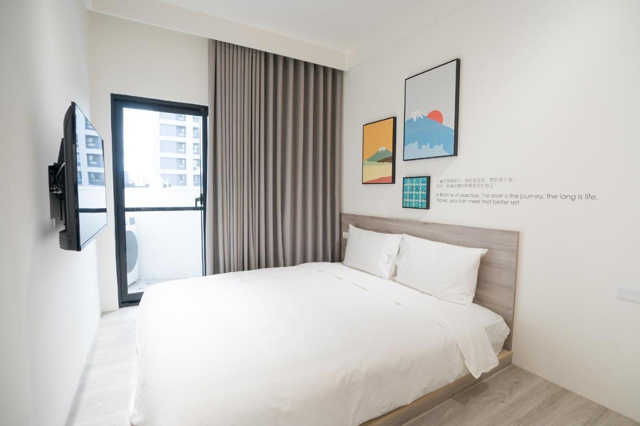 The Way Inn Taichung Exterior foto