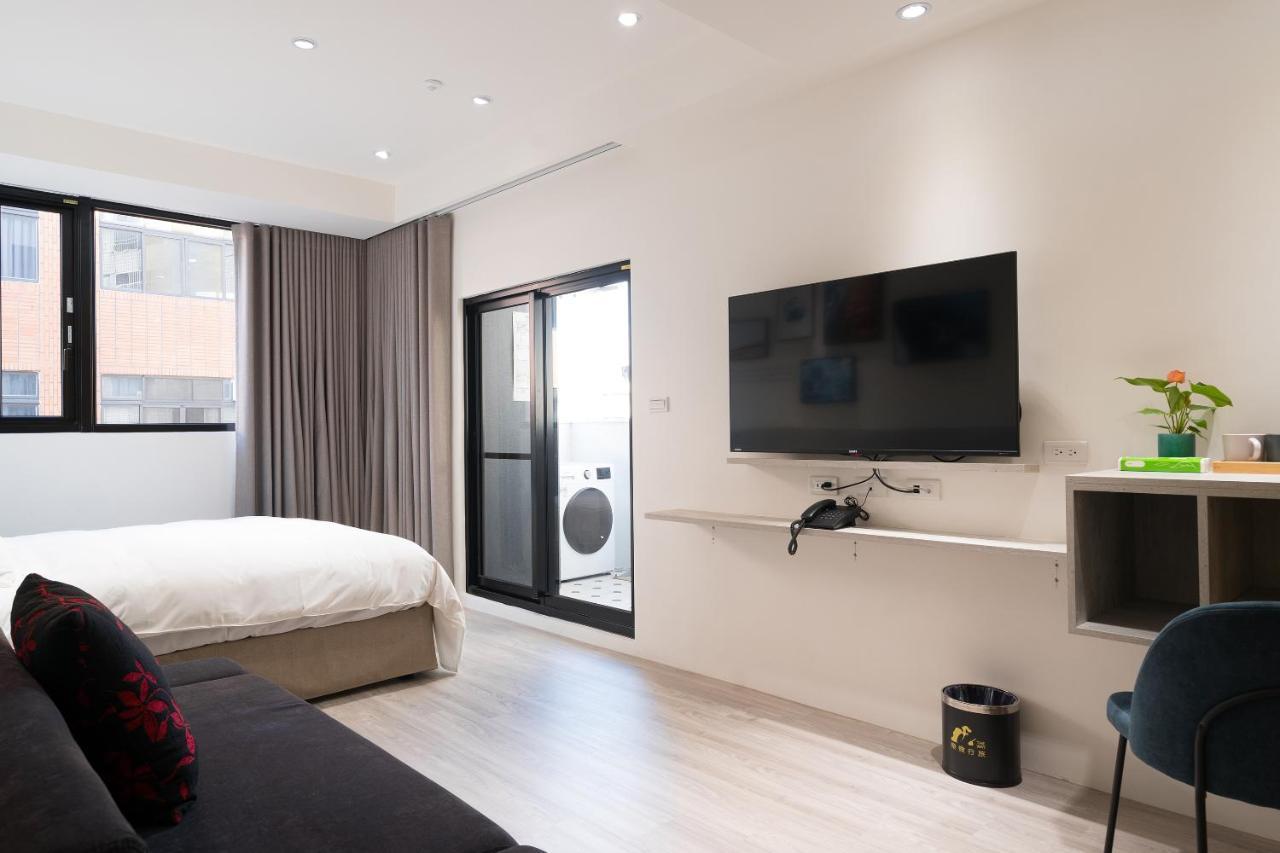 The Way Inn Taichung Exterior foto