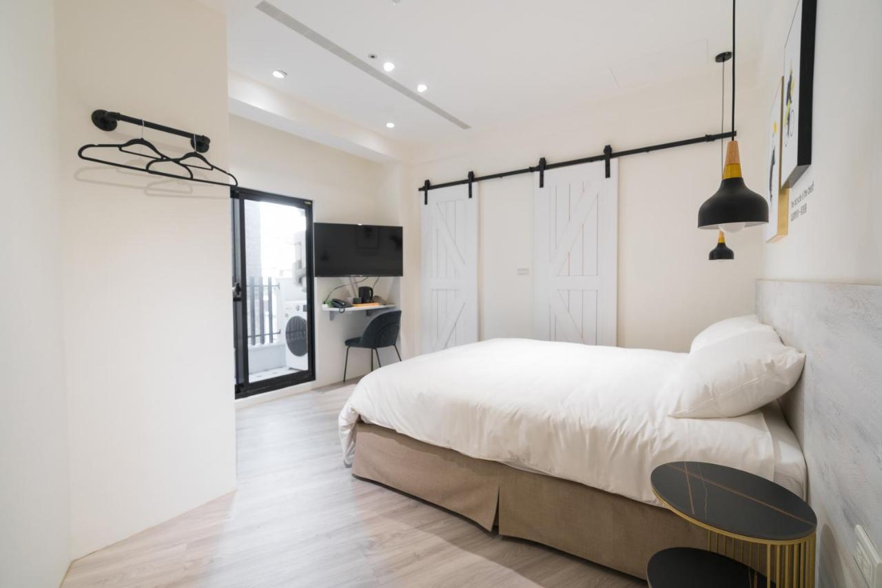 The Way Inn Taichung Exterior foto