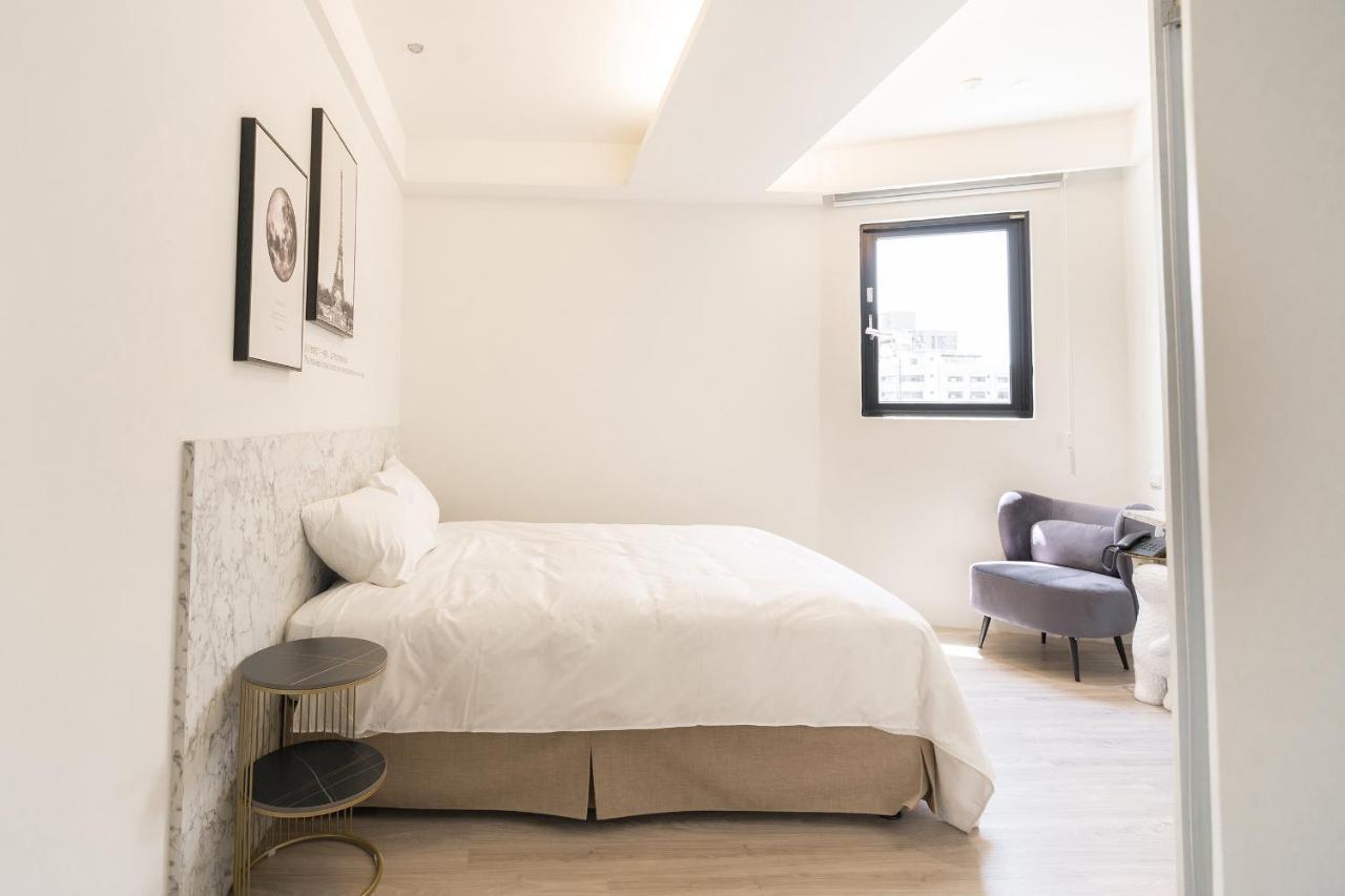 The Way Inn Taichung Exterior foto