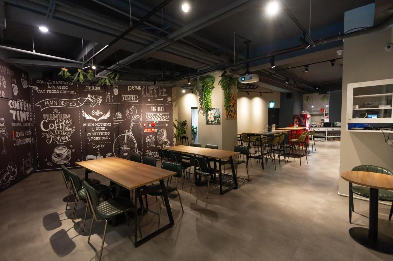 The Way Inn Taichung Exterior foto