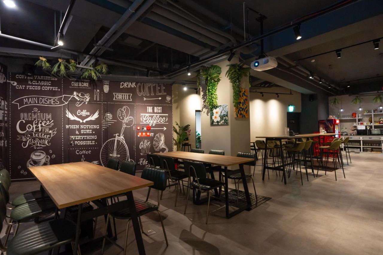 The Way Inn Taichung Exterior foto